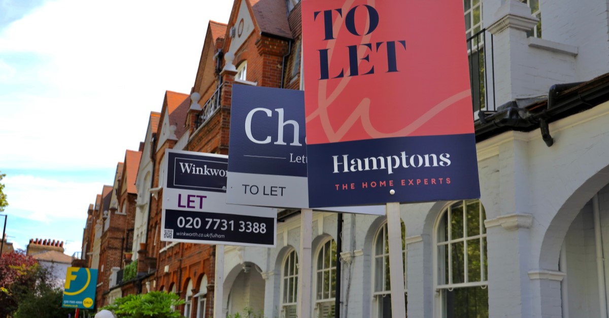 What guaranteed increase options do insurers offer for rental clients?