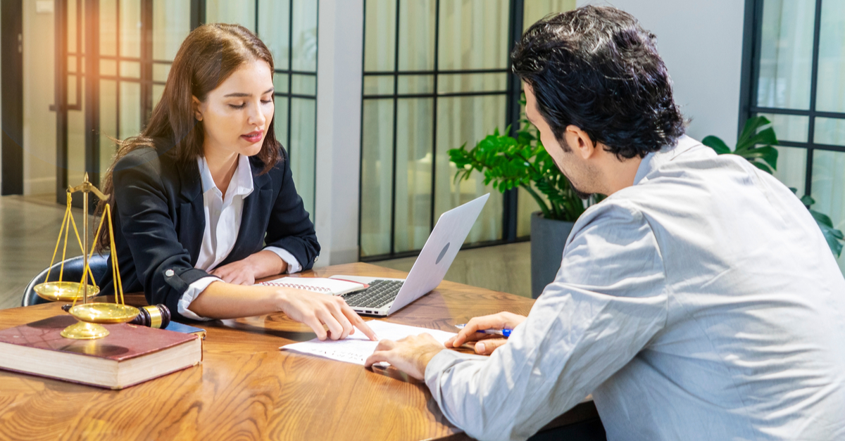 Which business protection policies offer free legal support?
